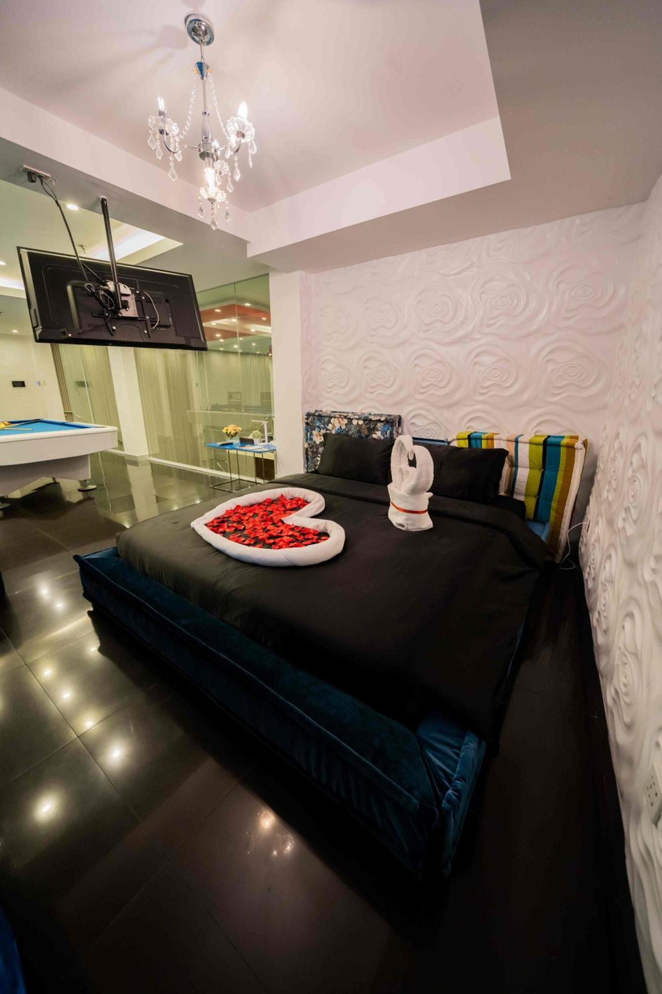 Luks Lofts Hotel & Residences Batangas Exteriör bild